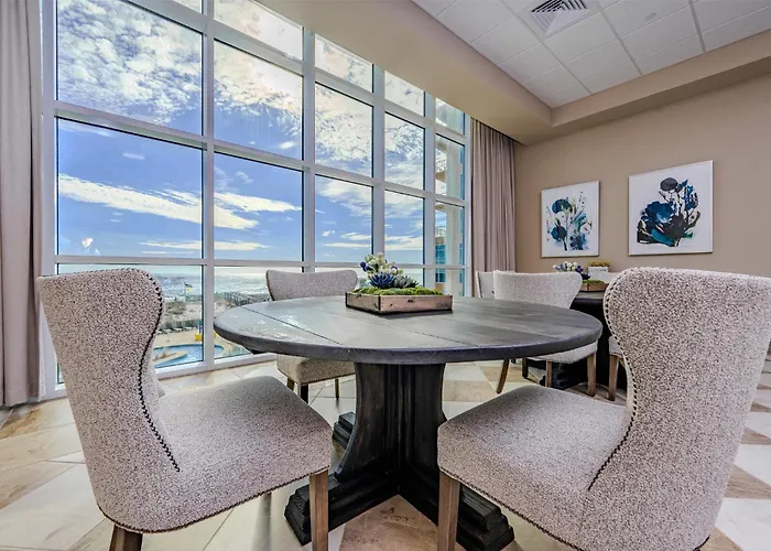 Phoenix Gulf Towers 2605 Apartment